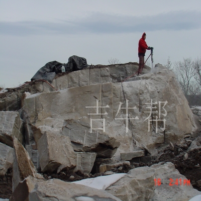 貴州某大理石廠(chǎng)石料切割